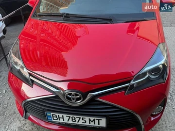 Авто Toyota Yaris 2015 № 8634013