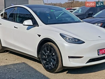 Авто Tesla Model Y 2021 № 8634246