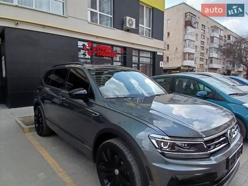Авто Volkswagen Tiguan 2020 № 8634285