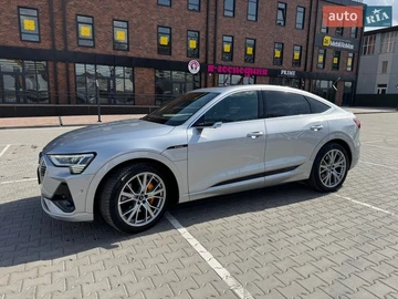 Авто Audi E-Tron 2020 № 8634330