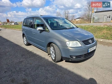 Авто Volkswagen Touran 2003 № 8634559