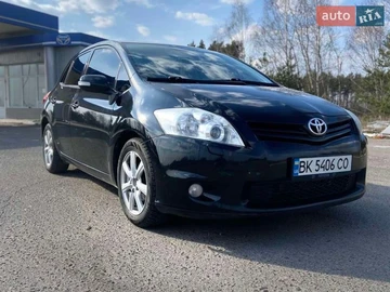 Авто Toyota Auris 2012 № 8634606