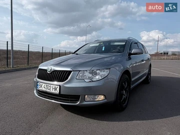 Авто Skoda Superb 2012 № 8634899