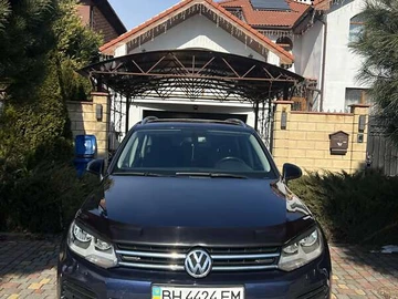 Авто Volkswagen Touareg 2013 № 8634922