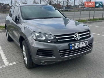 Авто Volkswagen Touareg 2013 № 8634996