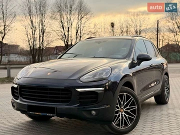 Авто Porsche Cayenne 2017 № 8635157