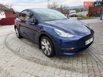 Авто Tesla Model Y 2024 № 8635168
