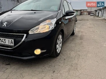 Авто Peugeot 208 2012 № 8635246