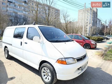 Авто Toyota Hiace 1999 № 8635449
