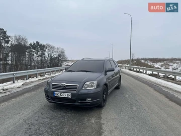 Авто Toyota Avensis 2005 № 8635468