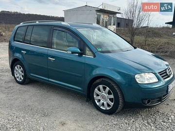 Авто Volkswagen Touran 2004 № 8635471