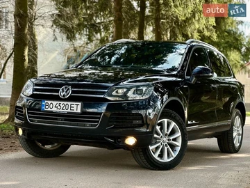 Авто Volkswagen Touareg 2014 № 8635814