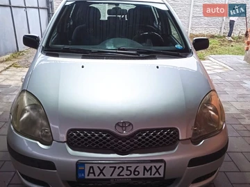 Авто Toyota Yaris 2005 № 8636110