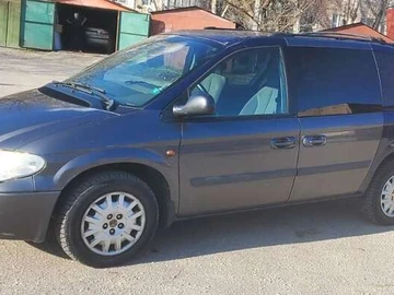 Авто Chrysler Voyager 2002 № 8636149