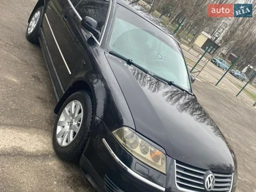 Авто Volkswagen Passat 2003 № 8636180