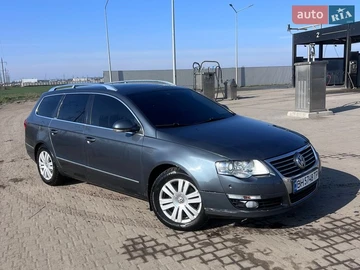 Авто Volkswagen Passat 2008 № 8636236