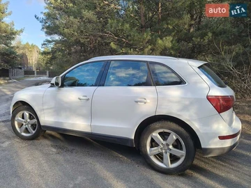 Авто Audi Q5 2010 № 8636370