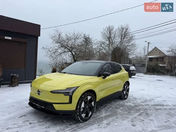 Авто Volvo Ex30 2024 № 8636427