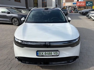 Авто  7X 2025 № 8636576