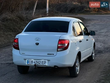 Авто ВАЗ 2190 Granta 2013 № 8636621