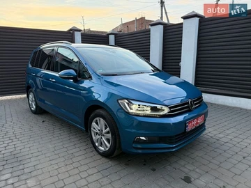 Авто Volkswagen Touran 2022 № 8636640