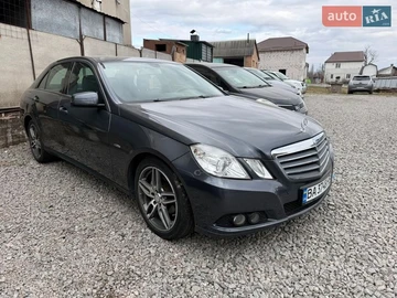 Авто Mercedes E-Class 2011 № 8636713