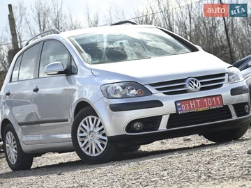 Авто Volkswagen Golf Plus 2008 № 8636783