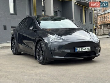 Авто Tesla Model Y 2024 № 8636921