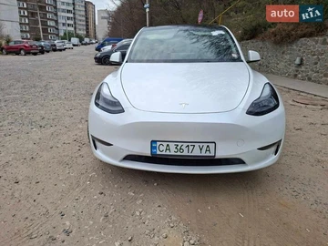 Авто Tesla Model Y 2023 № 8636924