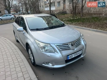 Авто Toyota Avensis 2011 № 8637111