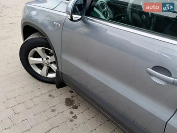Авто Volkswagen Tiguan 2009 № 8637127