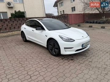 Авто Tesla Model 3 2019 № 8637170