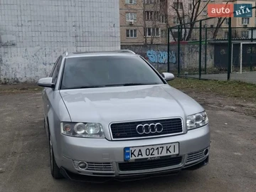 Авто Audi Rs4 2004 № 8637388