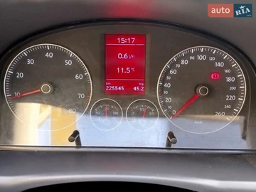 Авто Volkswagen Touran 2007 № 8637432