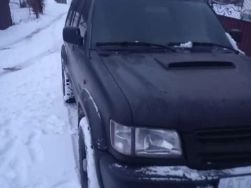 Авто Isuzu Trooper 2000 № 8637446