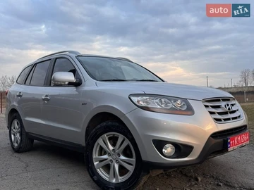 Авто Hyundai Santa Fe 2012 № 8637523