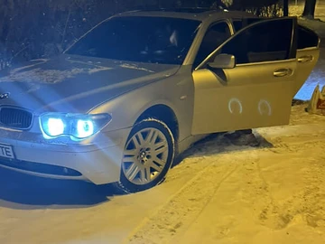 Авто BMW 7 Series 2003 № 8637814