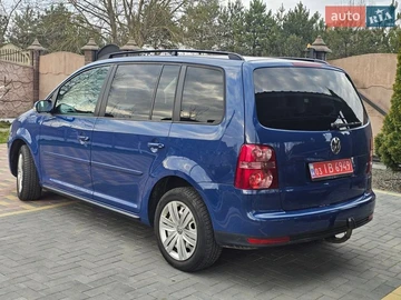 Авто Volkswagen Touran 2007 № 8637986