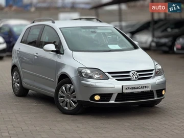 Авто Volkswagen Golf Plus 2008 № 8638033