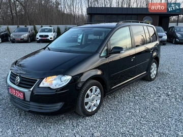 Авто Volkswagen Touran 2009 № 8638045