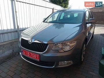 Авто Skoda Superb 2011 № 8638090