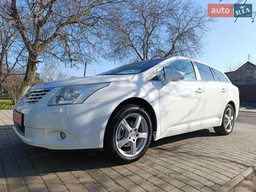 Авто Toyota Avensis 2010 № 8638093