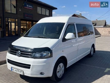 Авто Volkswagen Transporter 2015 № 8638307