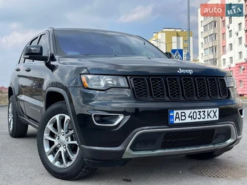 Авто Jeep Grand Cherokee 2019 № 8638343