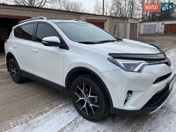 Авто Toyota Rav4 2016 № 8638348