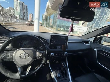 Авто Toyota Rav4 2019 № 8638360