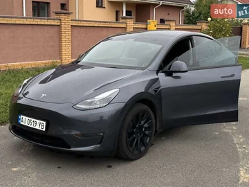 Авто Tesla Model Y 2023 № 8638363
