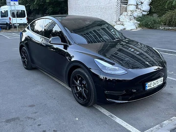 Авто Tesla Model Y 2022 № 8638376