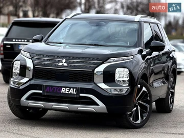 Авто Mitsubishi Outlander 2024 № 8638381