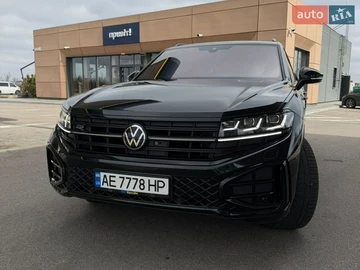 Авто Volkswagen Touareg 2024 № 8638391